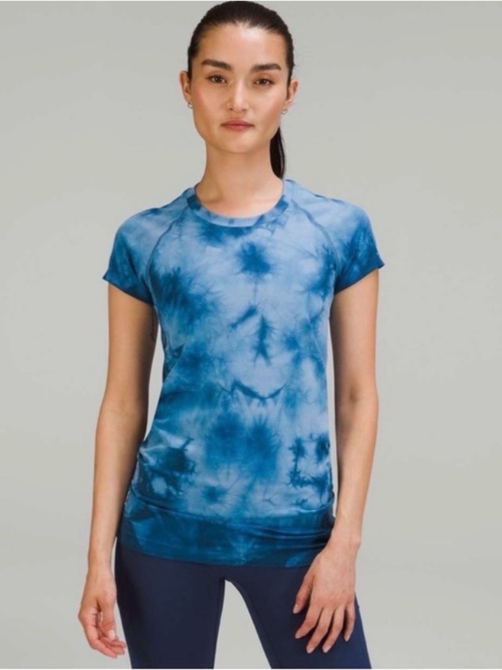 lululemon swiftly tech athletica Blue Tie-Dye Short Sleeve Tee